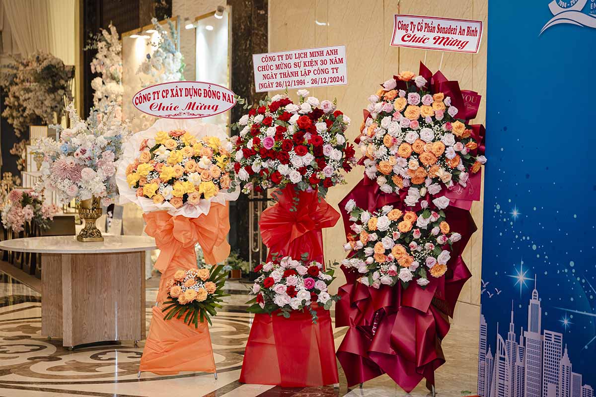 Tổ Chức Tiệc Gala Dinner Công Ty Cuối Năm