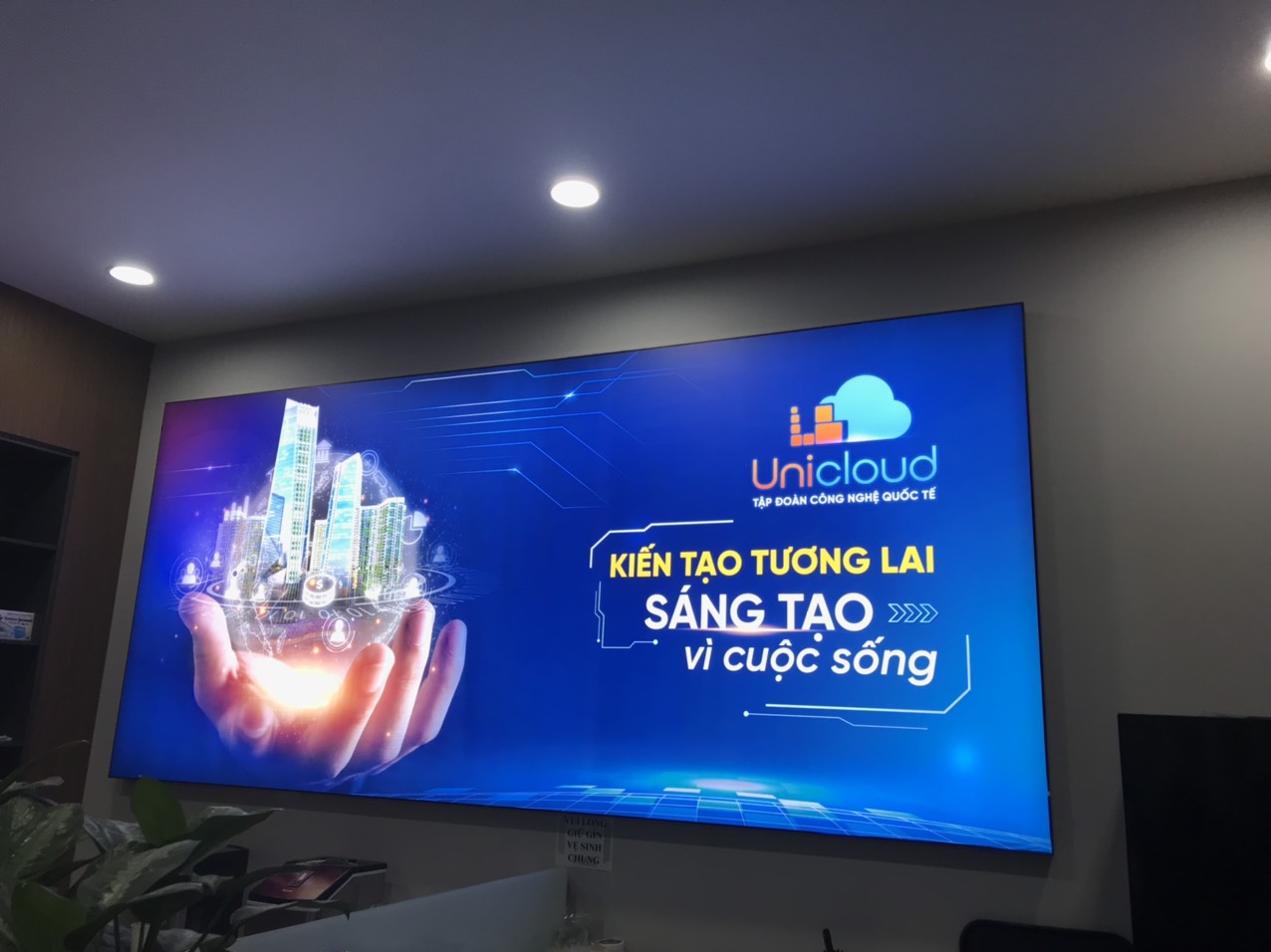 Thiết kế lắp đặt tranh điện, hộp đèn LED siêu mỏng tại Biên Hòa – TP. Đồng Nai